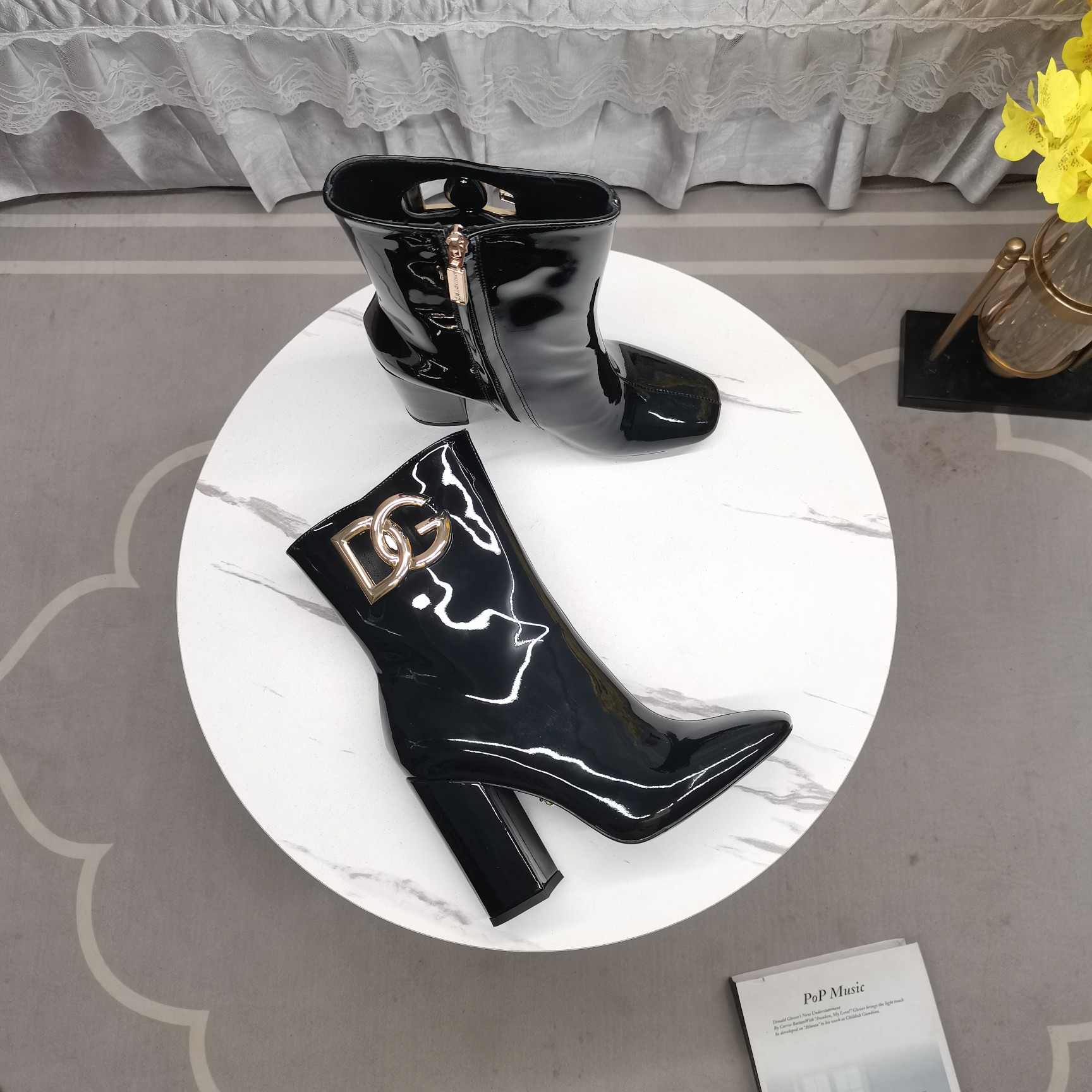 Dolce & Gabbana DG cut-out clasp embellished boots