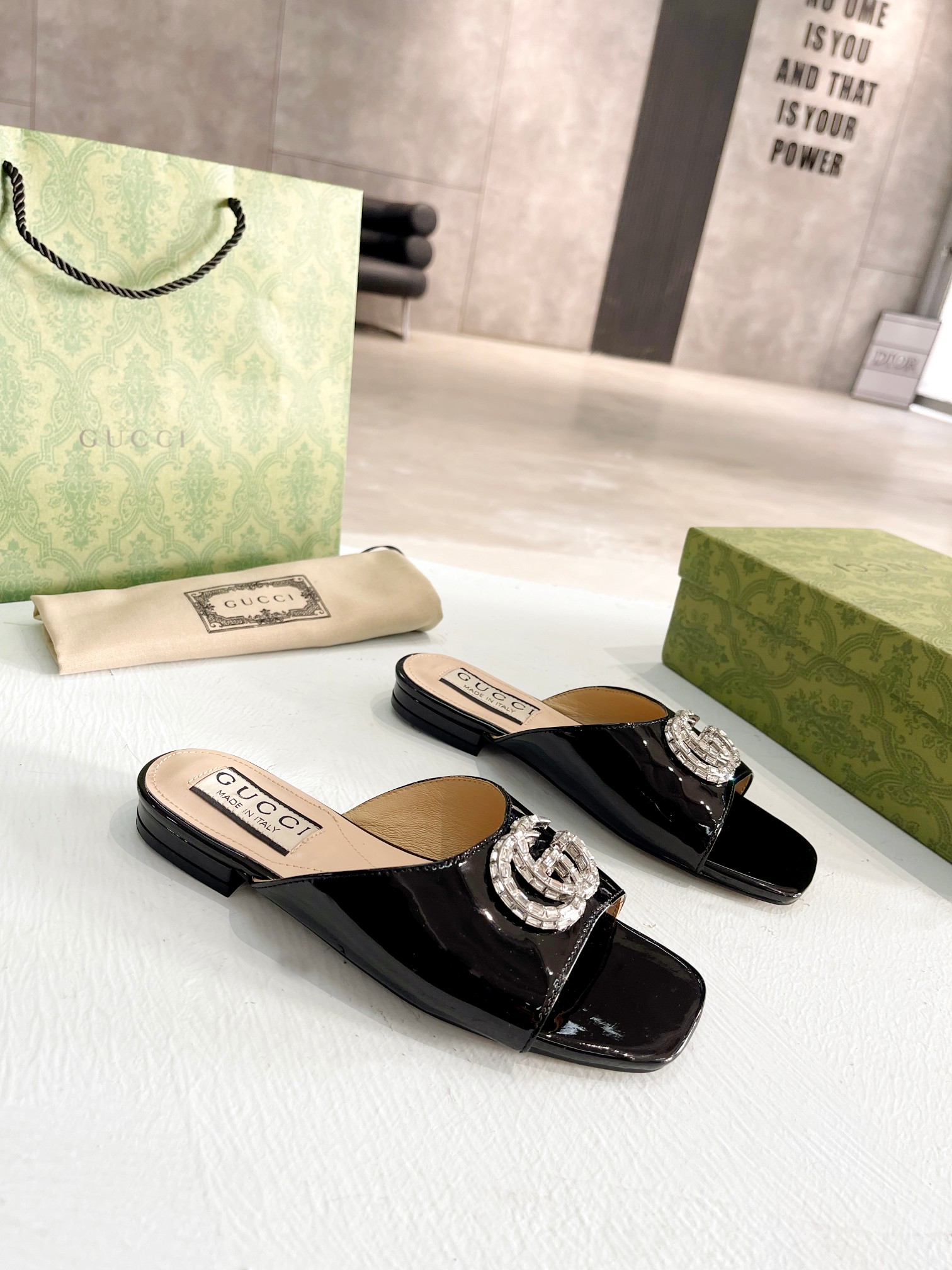 Gucci Double G slippers
