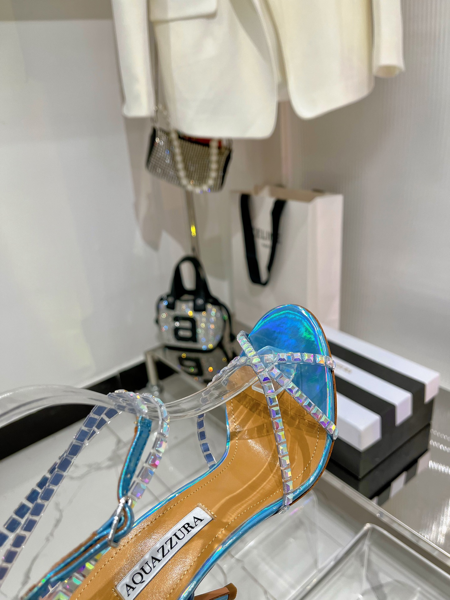 𝑨𝑸𝑼𝑨𝒁𝒛𝒖𝒓𝒂 High heels for women