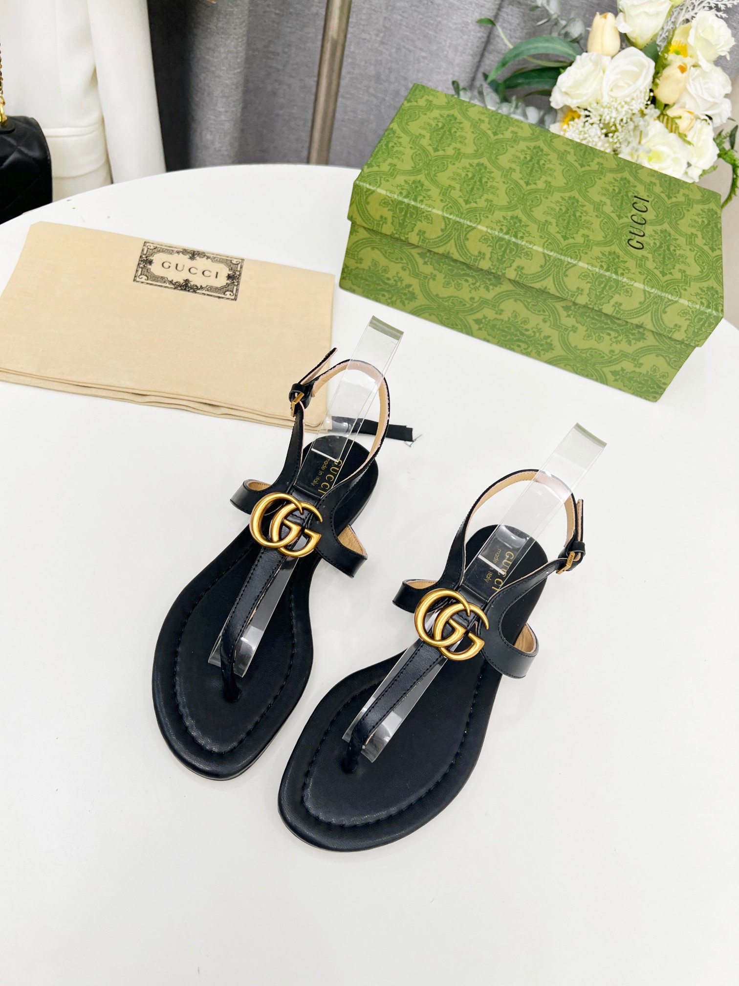 Gucci Double G sandals