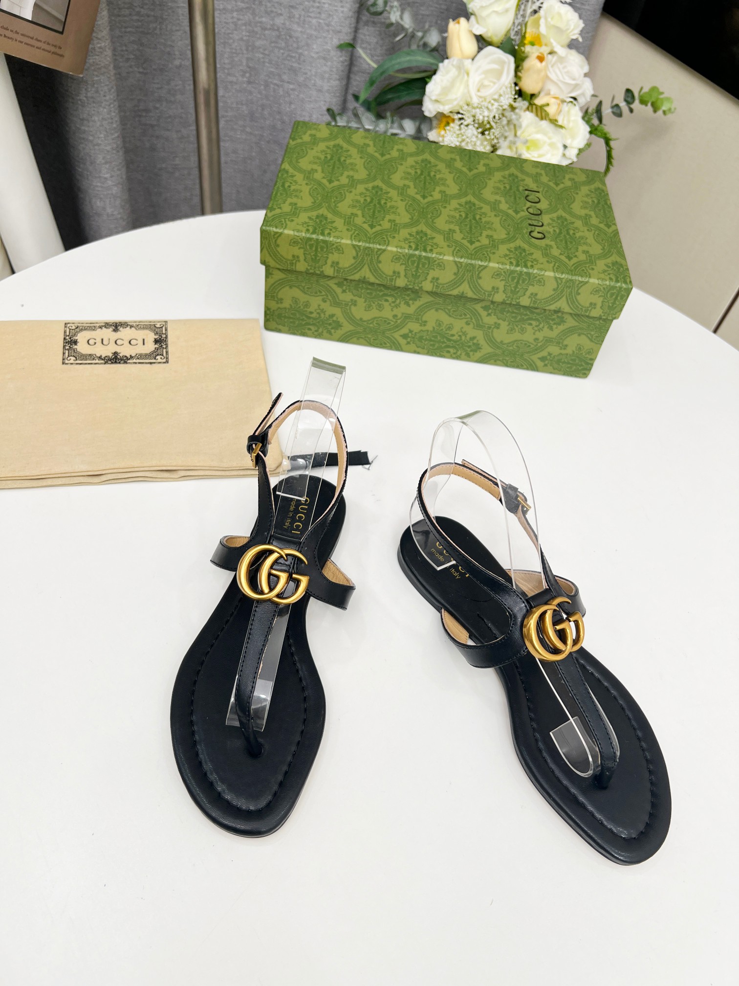 Gucci Double G sandals