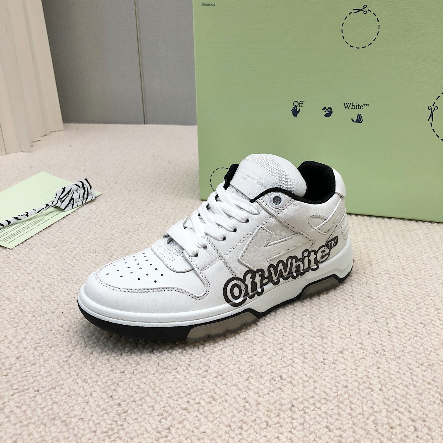 OFF WHITE Casual sneakers