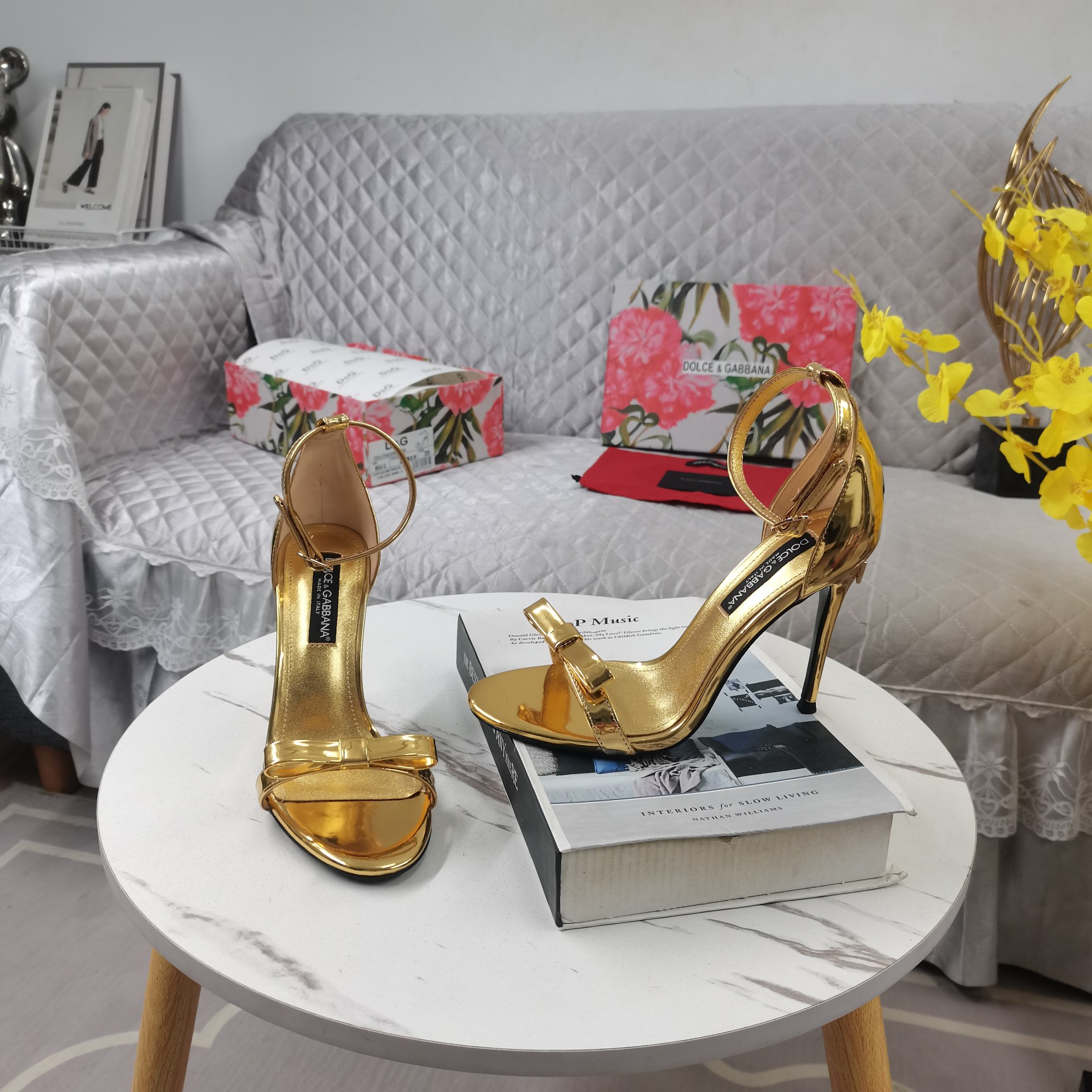 Dolce & Gabbana DG buckle embellished bow strap sandals 👠