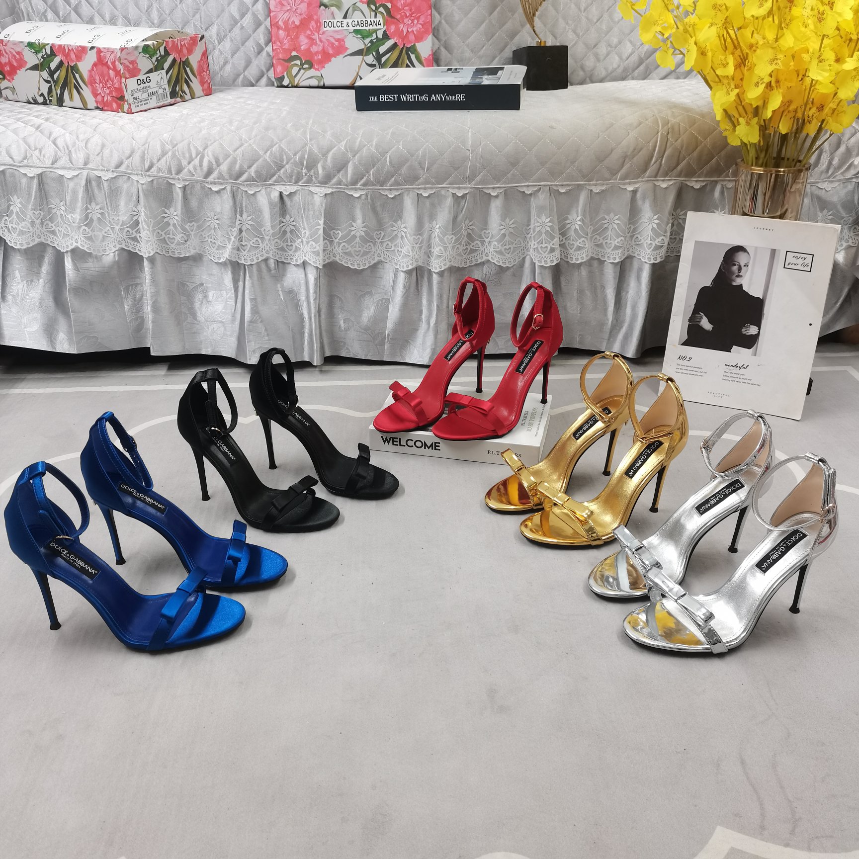 Dolce & Gabbana DG buckle embellished bow strap sandals 👠