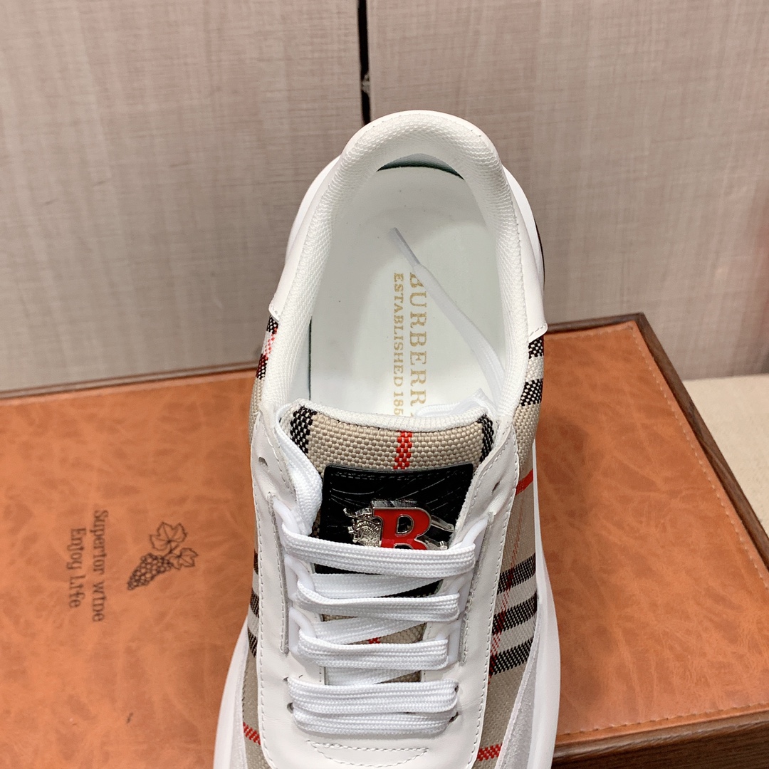 Burberry casual sports shoes for men