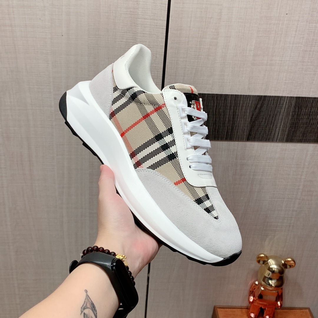 Burberry casual sports shoes for men