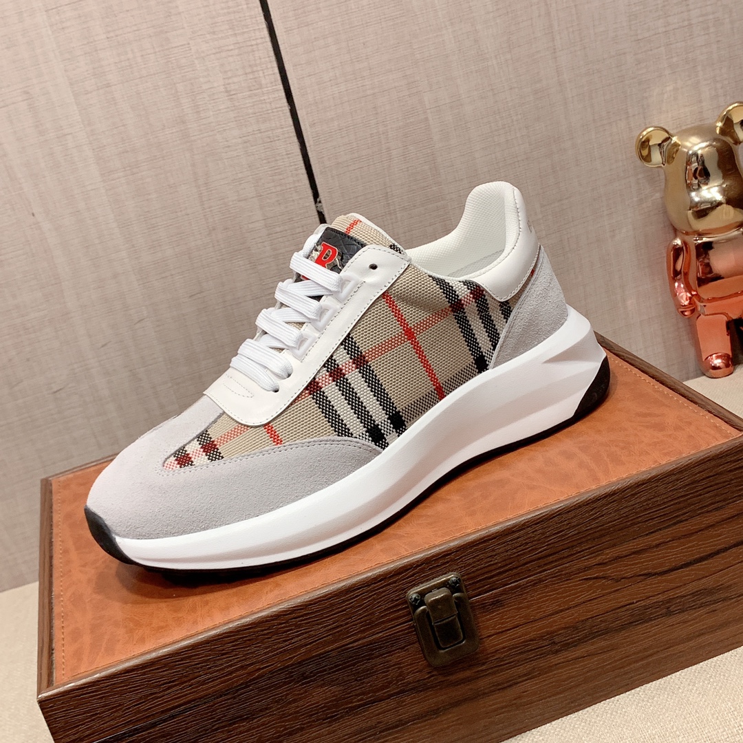Burberry casual sports shoes for men