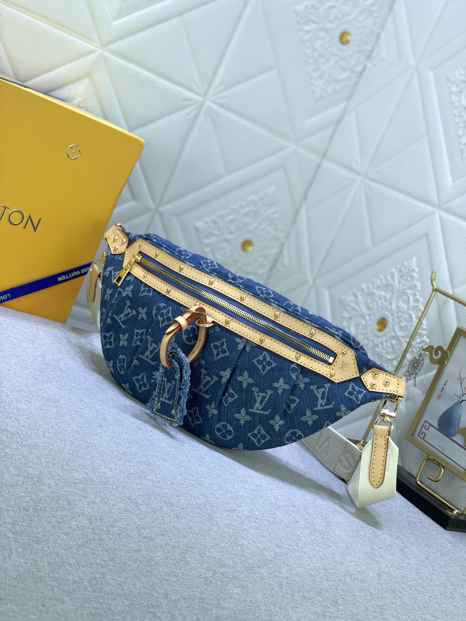 Louis Vuitton New LV Remix High Rise