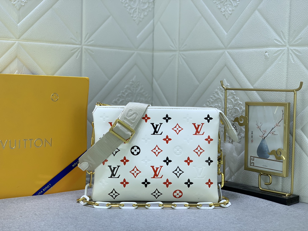 Louis Vuitton LV Coussin small bag
