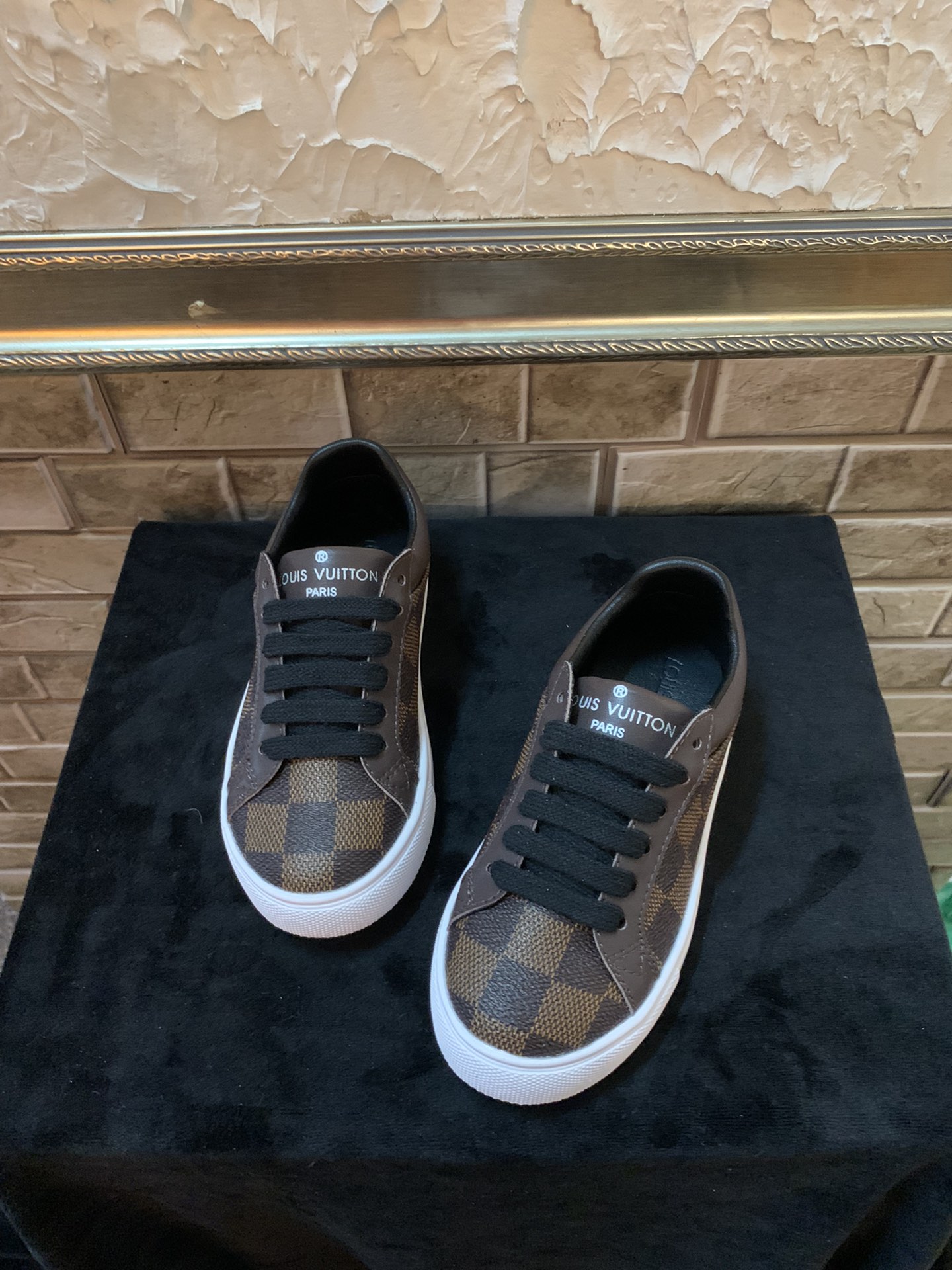 Louis Vuitton LV children's shoes