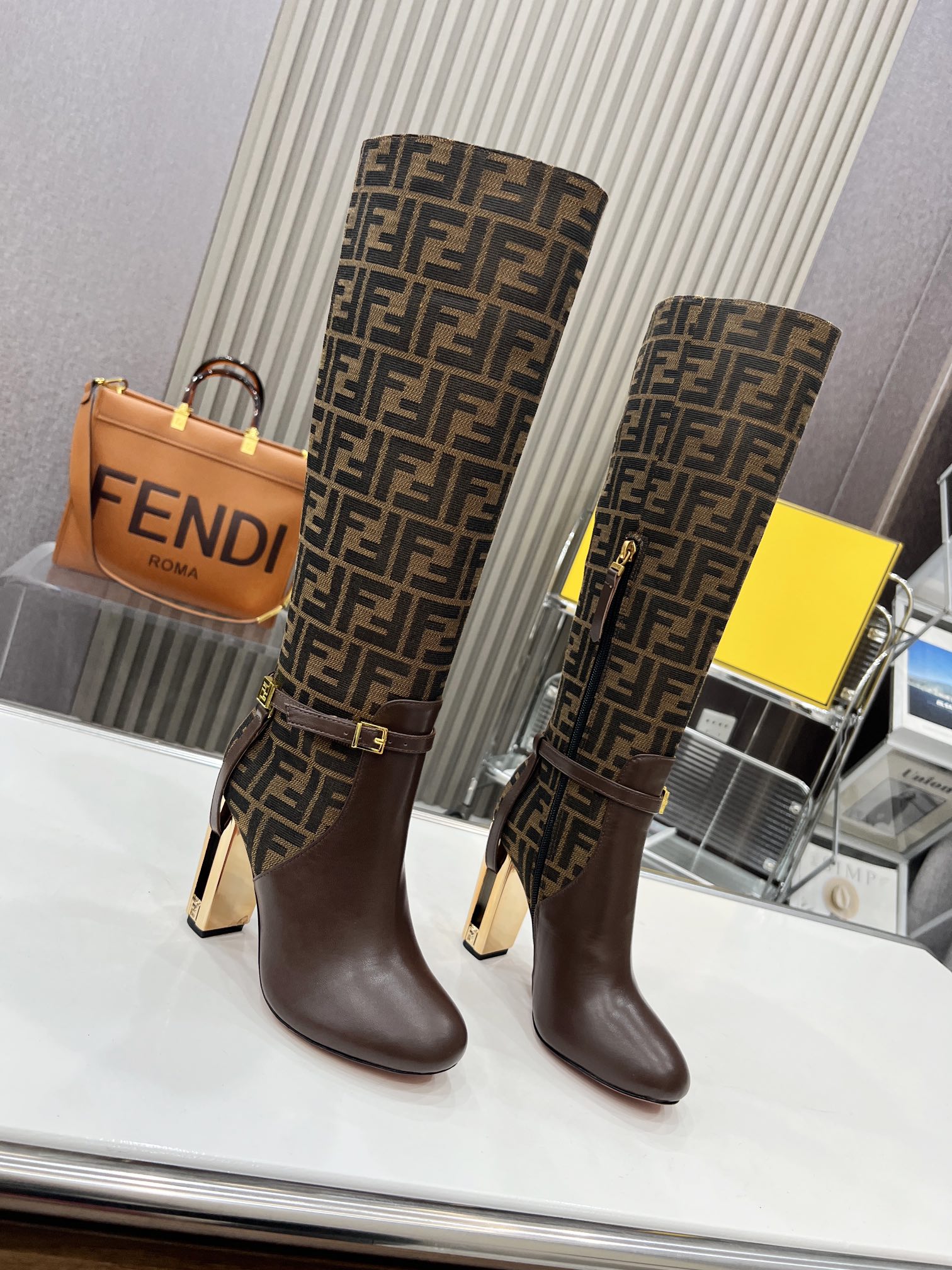 FENDI Delfina round-toe boots