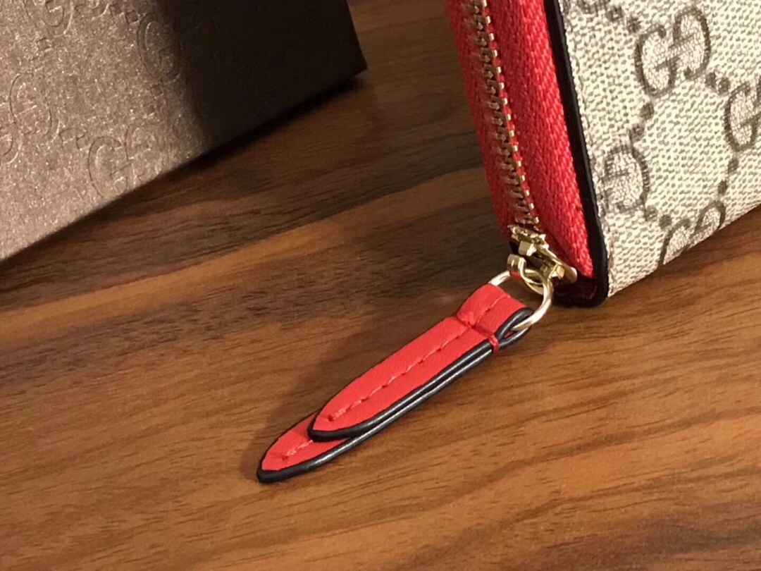 Gucci purse Cypress and heart embroidered appliqué collection single zipper