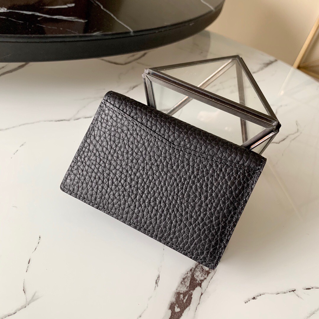 LOUIS VUITTON LV card holder