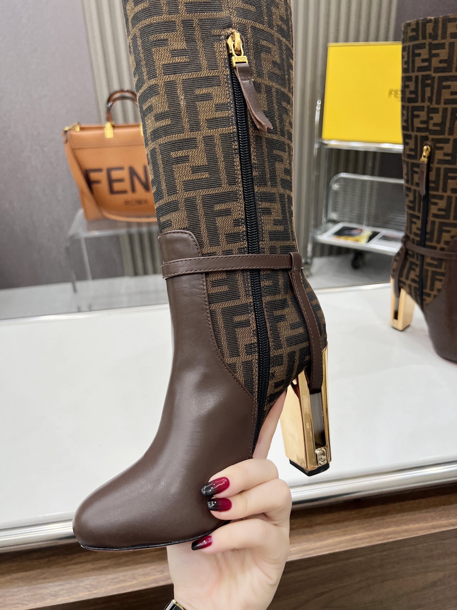 FENDI Delfina round-toe boots