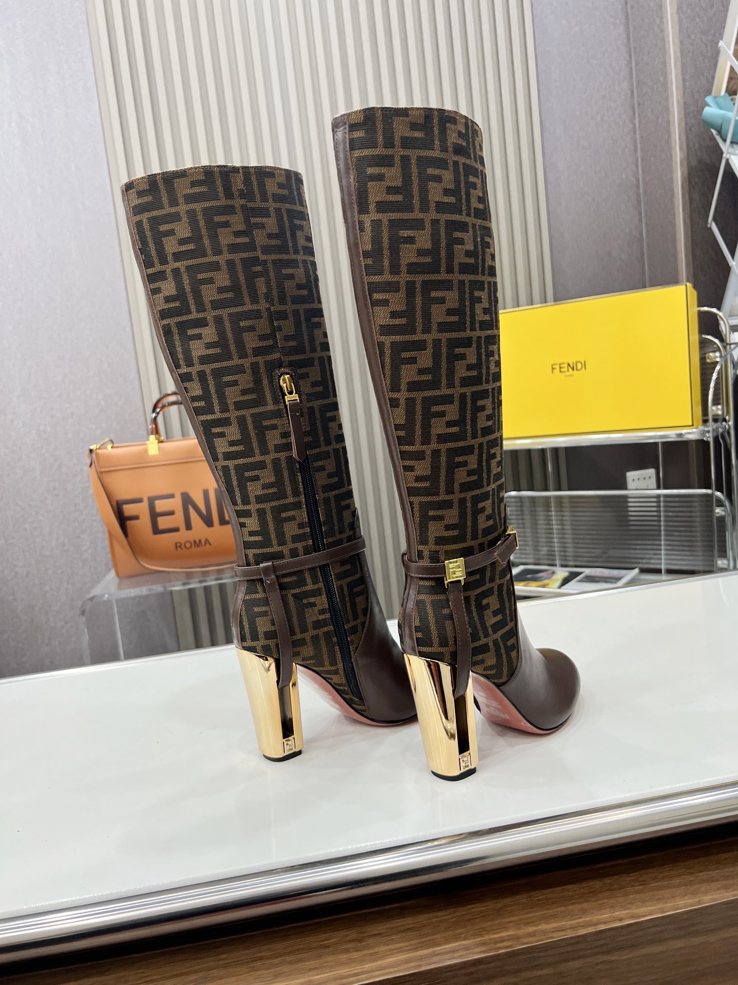 FENDI Delfina round-toe boots