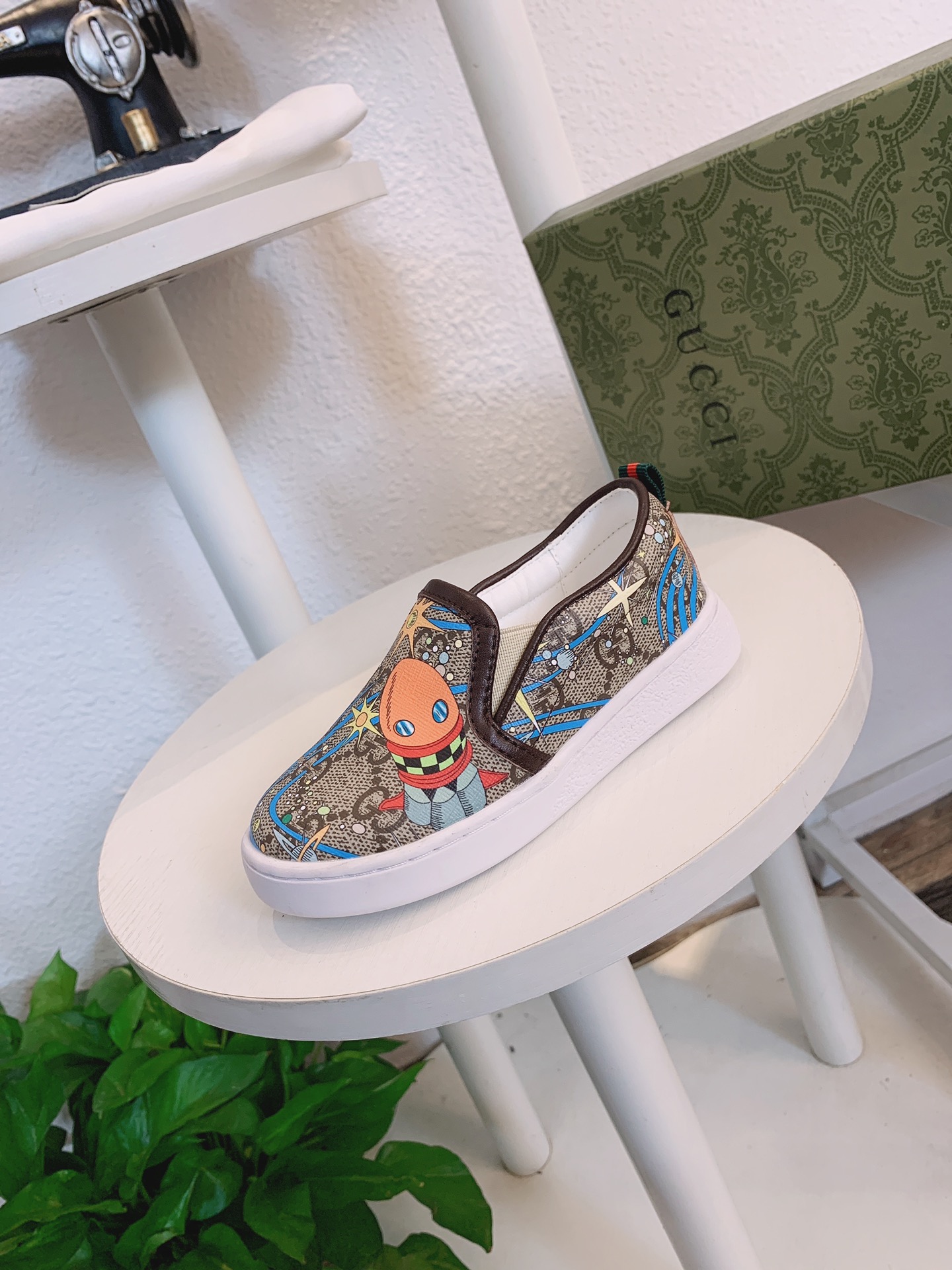 Gucci children's shoes