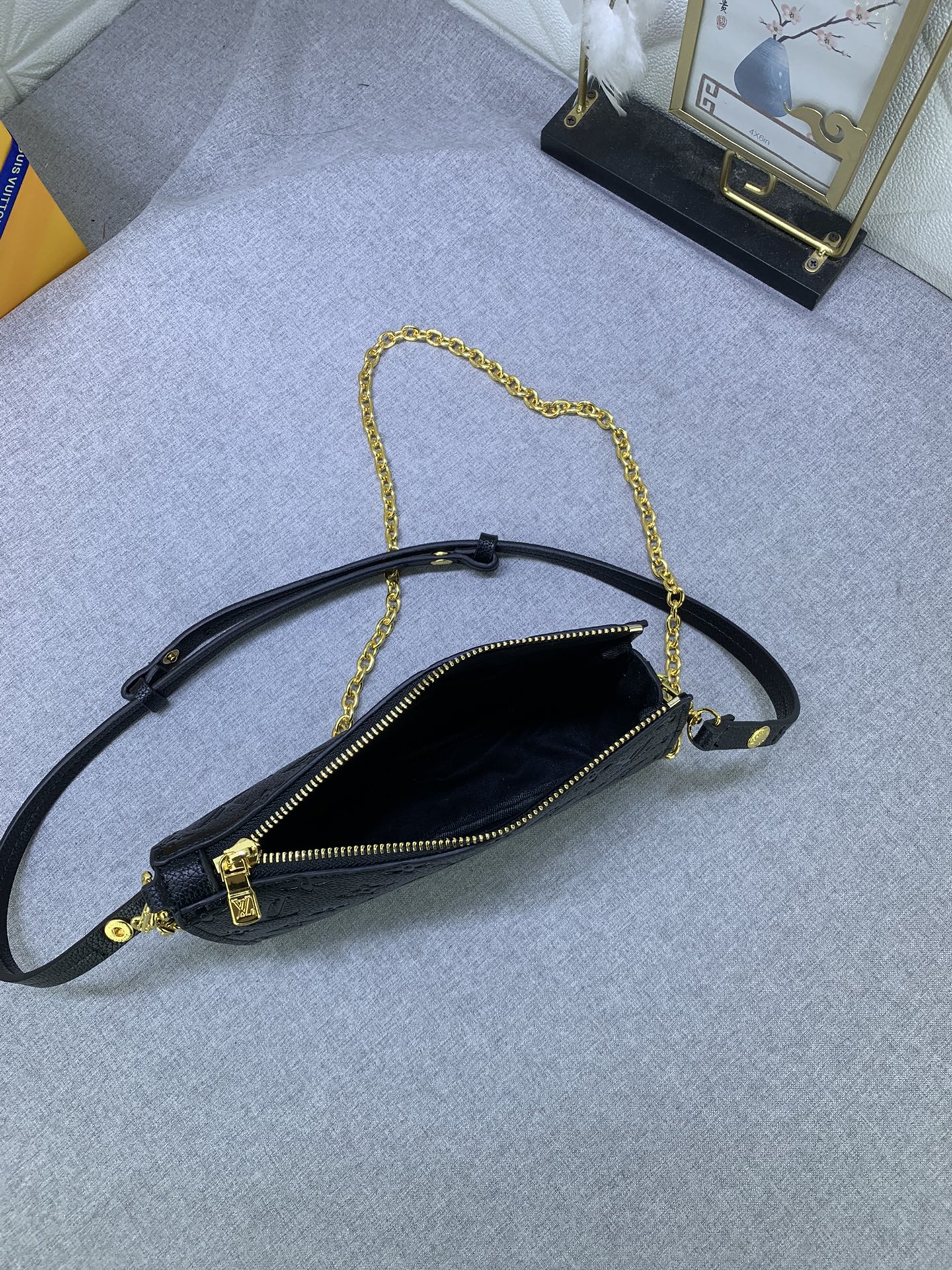 Louis Vuitton LV Lexington Casual Bag