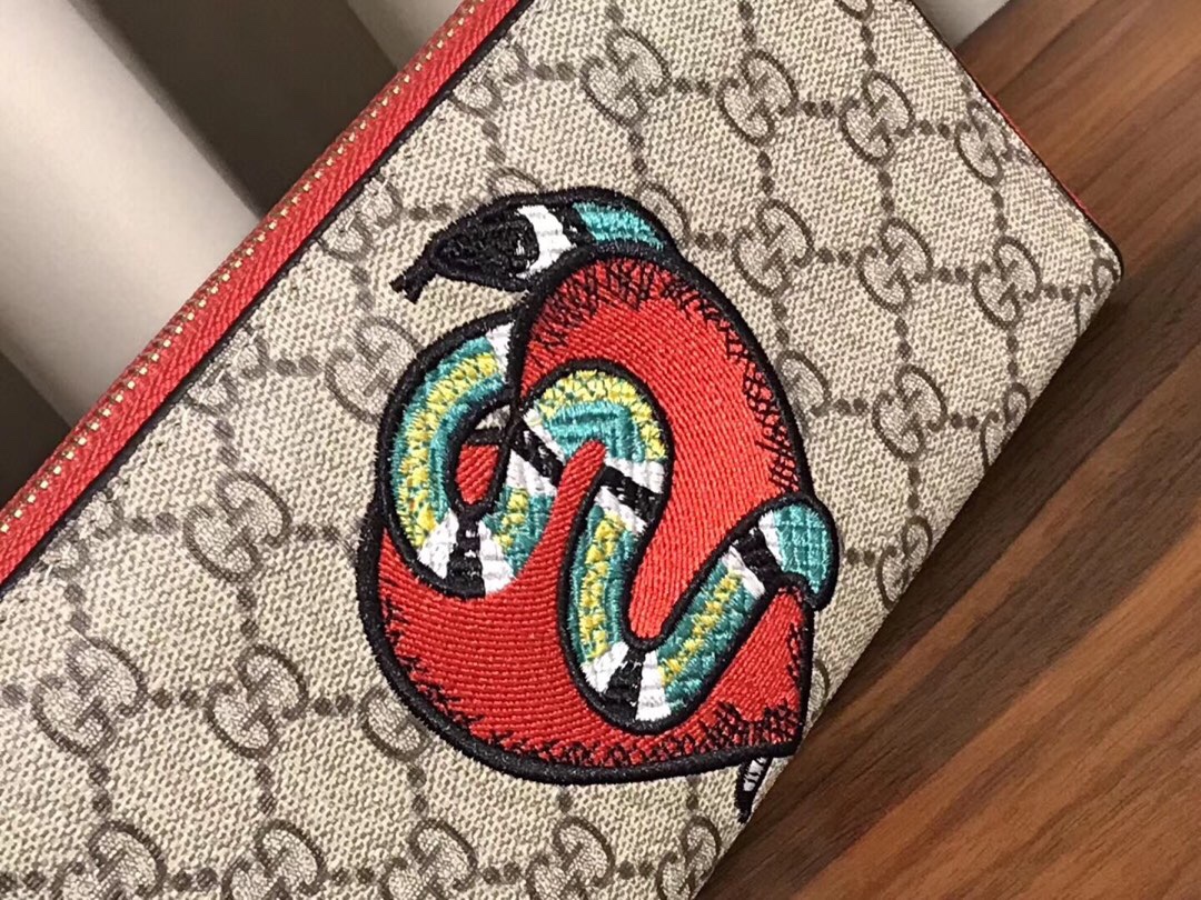Gucci purse Cypress and heart embroidered appliqué collection single zipper