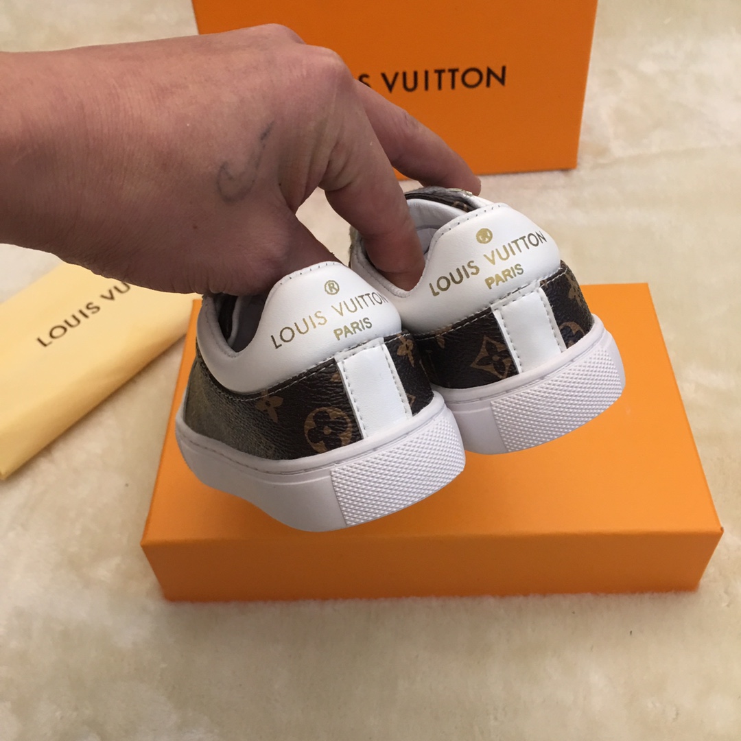 Louis Vuitton LV children's shoes