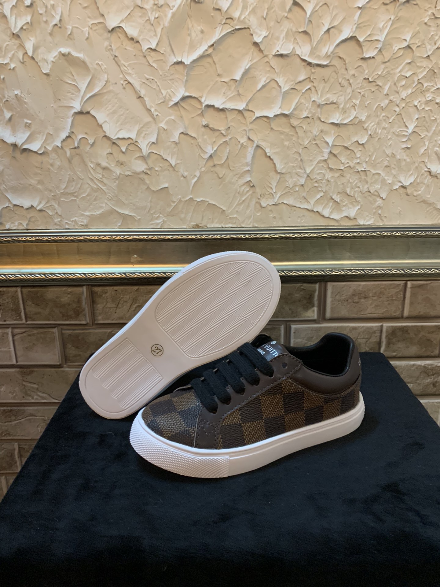 Louis Vuitton LV children's shoes