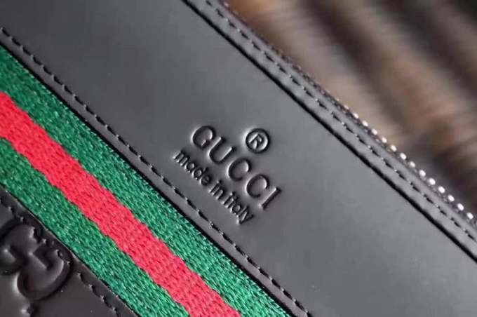 Gucci wallet tote