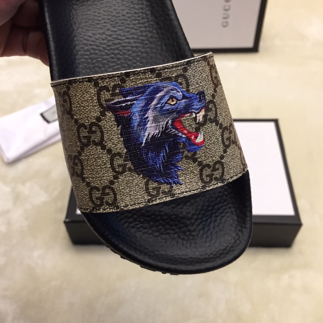 Gucci children's slippers