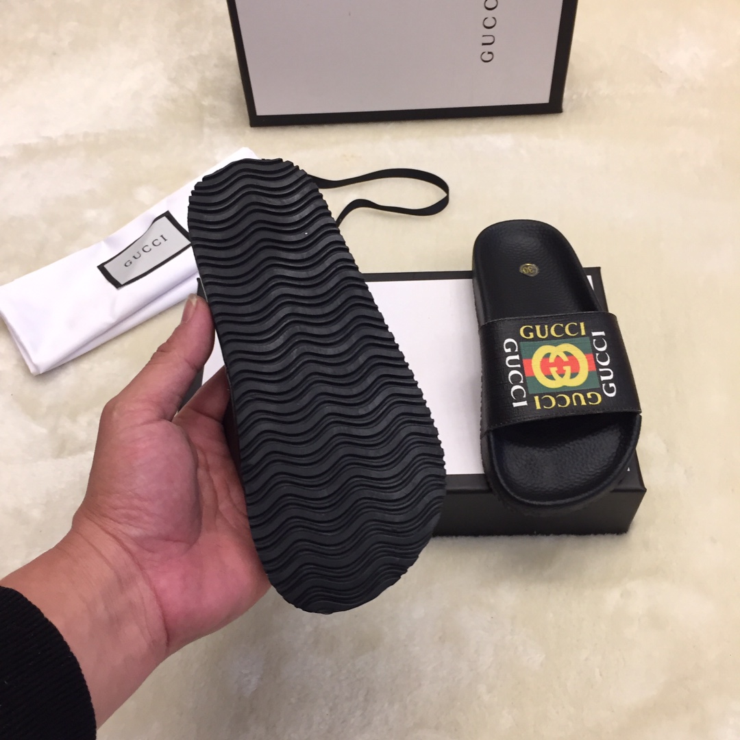 Gucci children's slippers