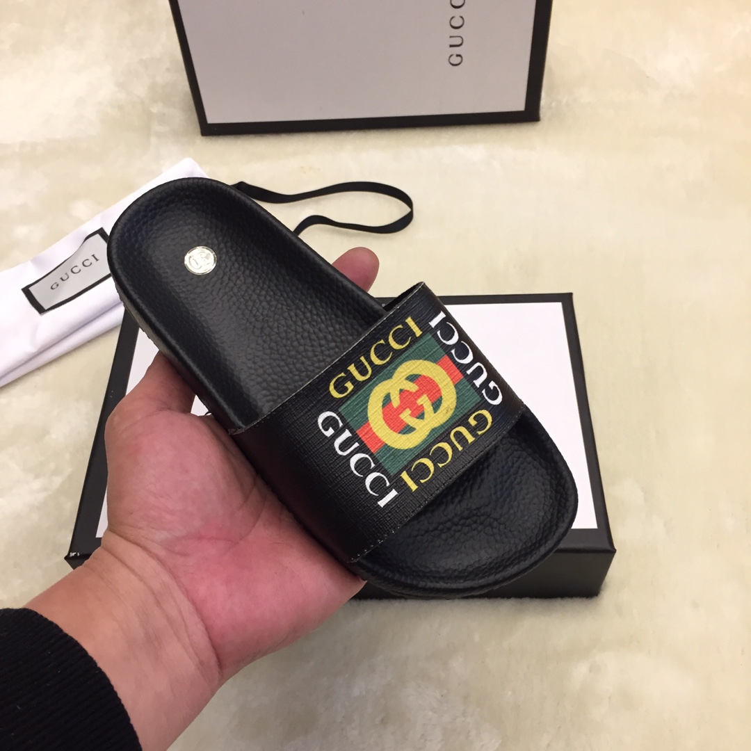 Gucci children's slippers