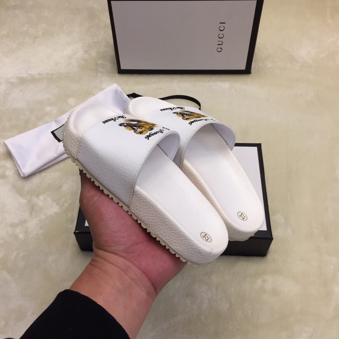 Gucci children's slippers