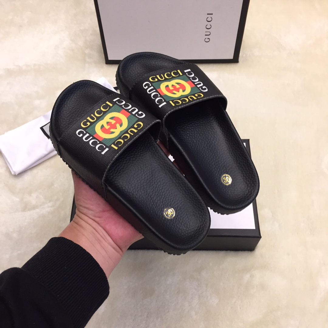 Gucci children's slippers