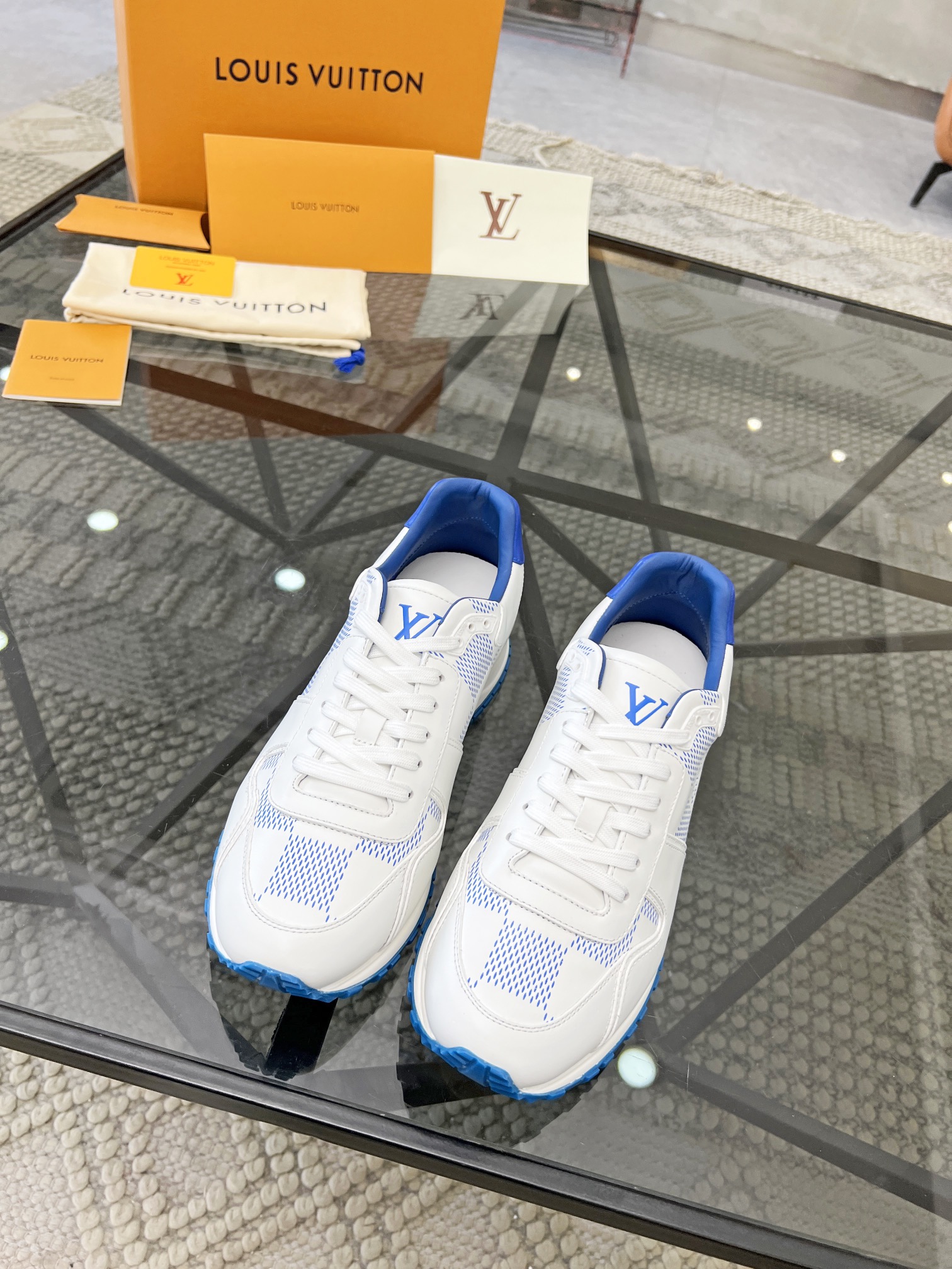 Louis Vuitton LV sneakers