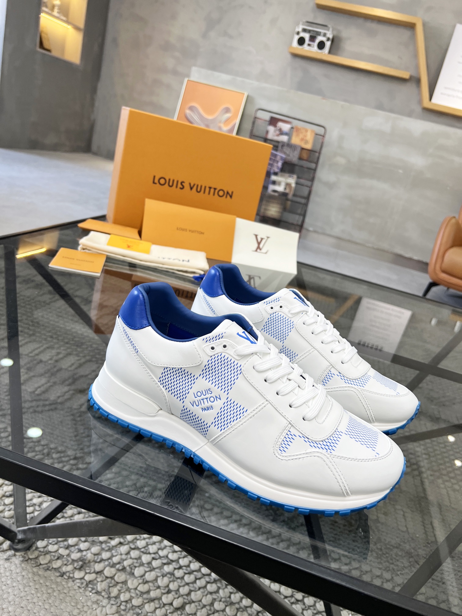 Louis Vuitton LV sneakers