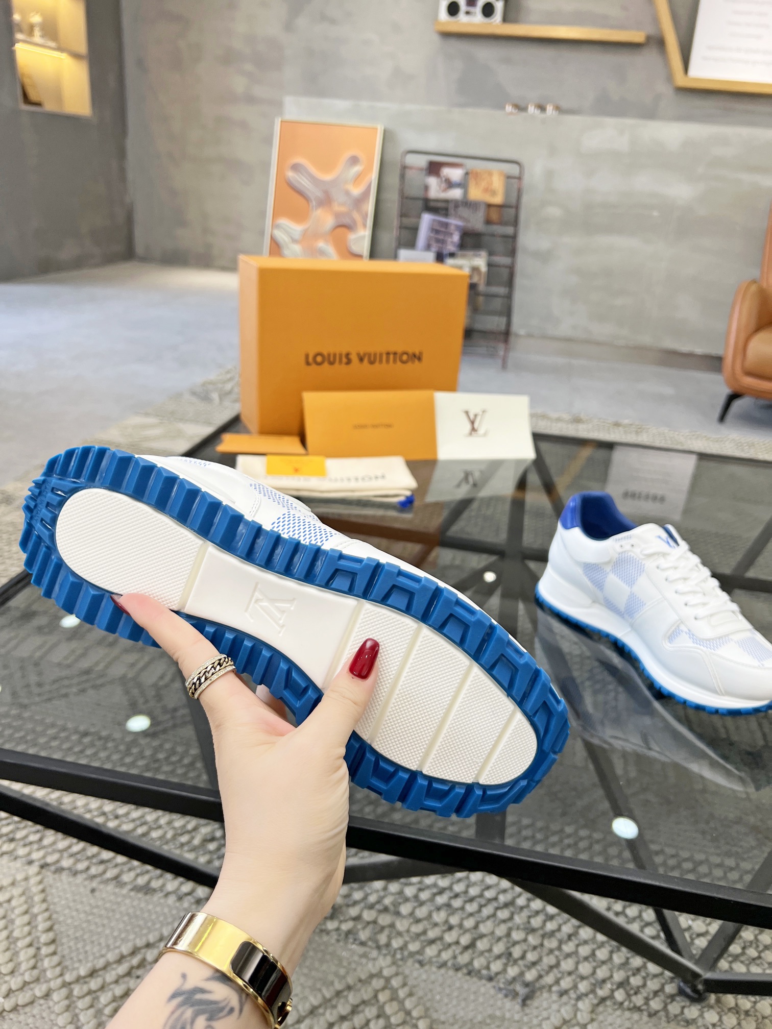 Louis Vuitton LV sneakers