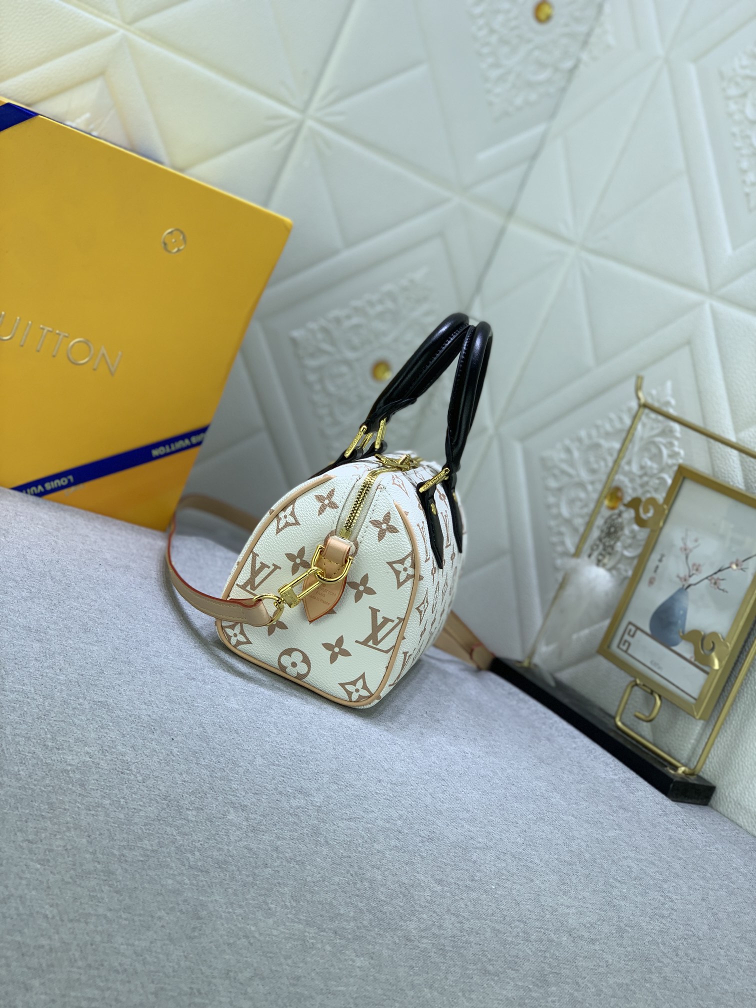 LOUIS VUITTON LV SPEEDY BANDOULIÈRE 20 BAG