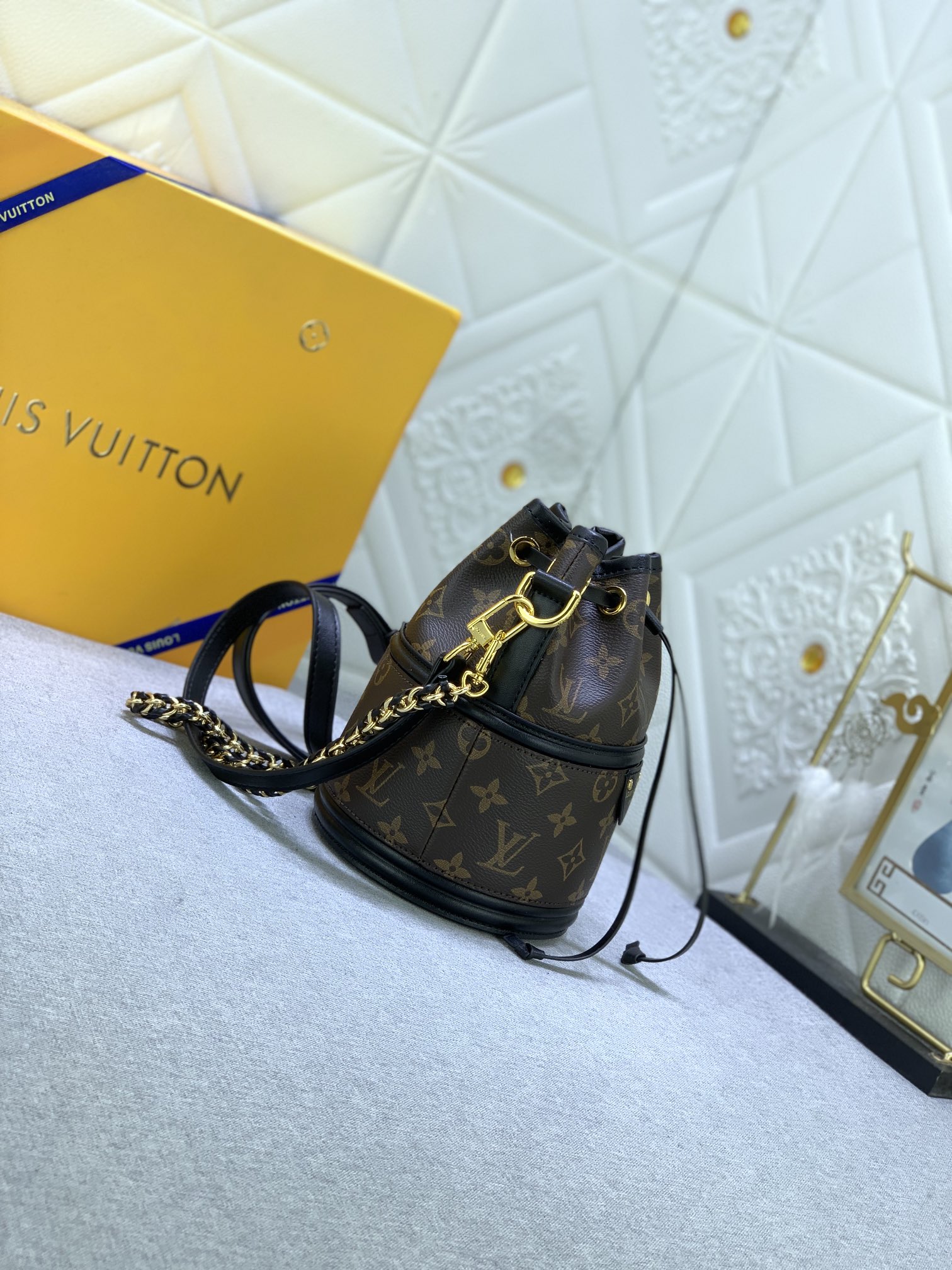 Louis Vuitton LV Fortune bucket bag
