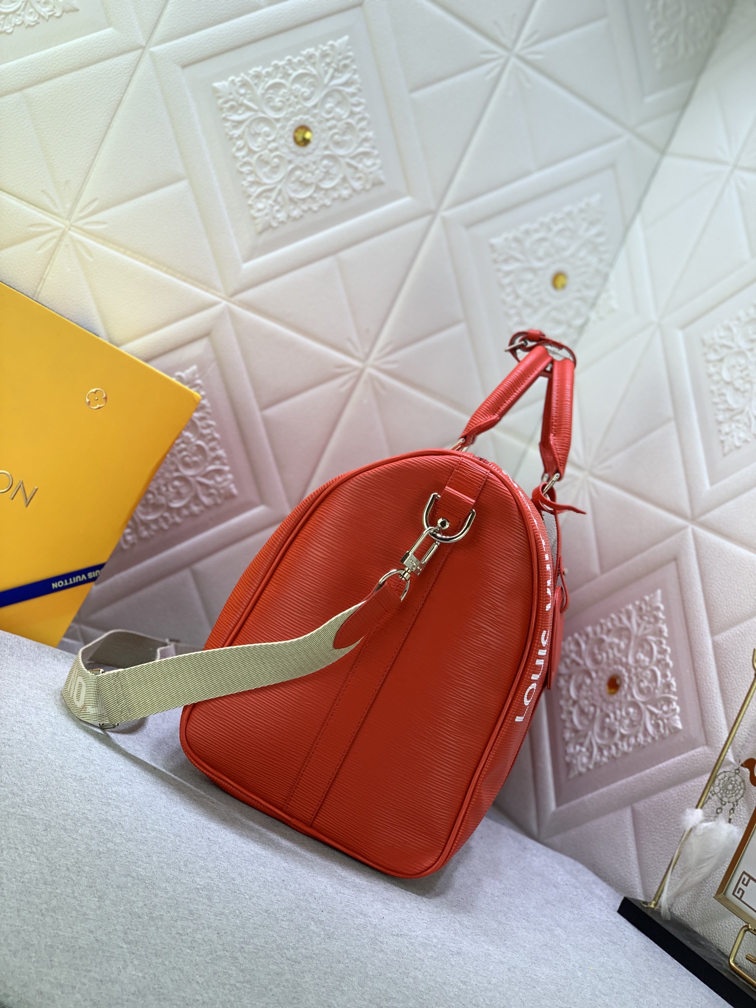 LOUIS VUITTON LV KEEPALL BANDOULIÈRE 50 TRAVEL BAG