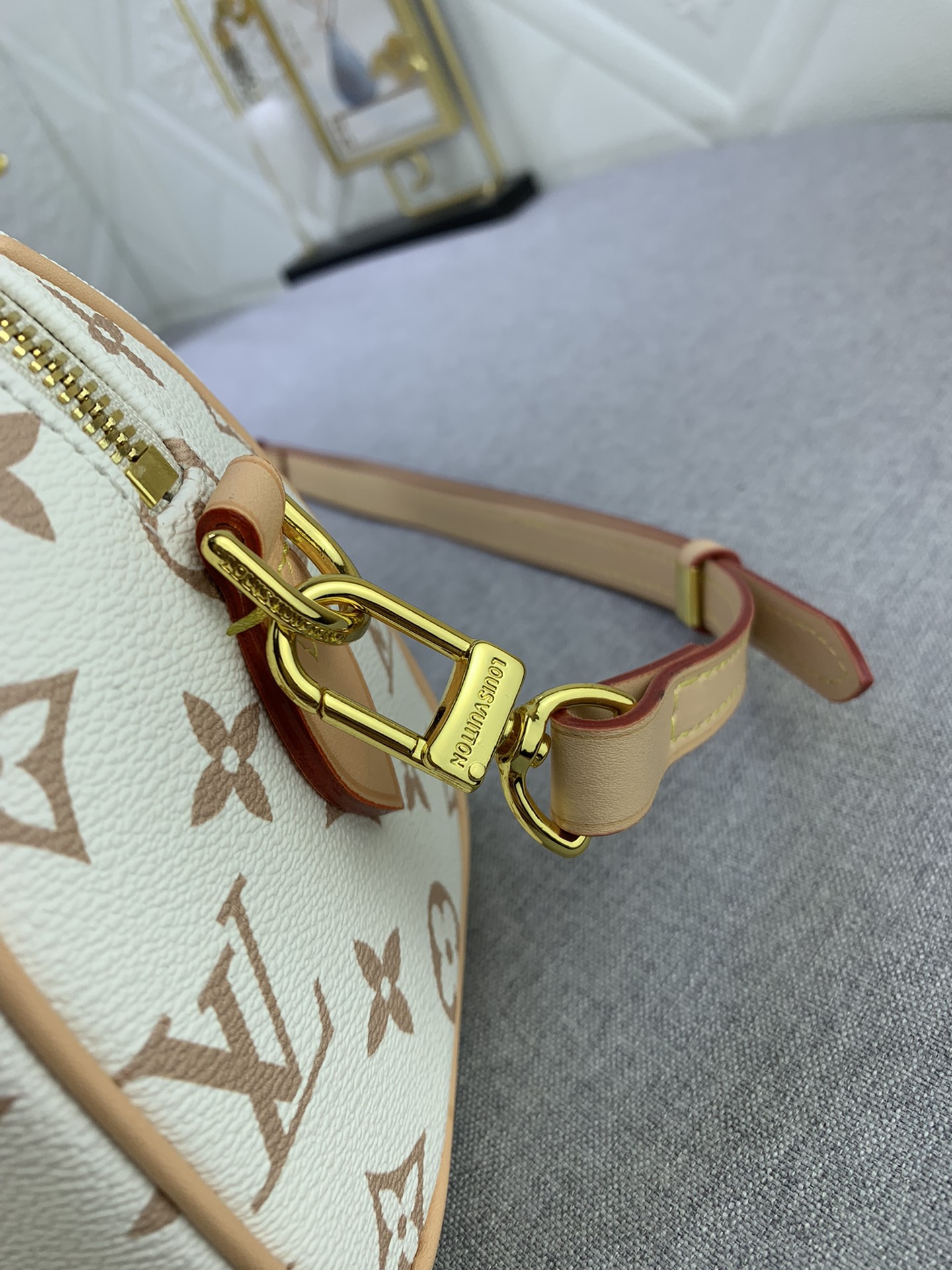 LOUIS VUITTON LV SPEEDY BANDOULIÈRE 20 BAG