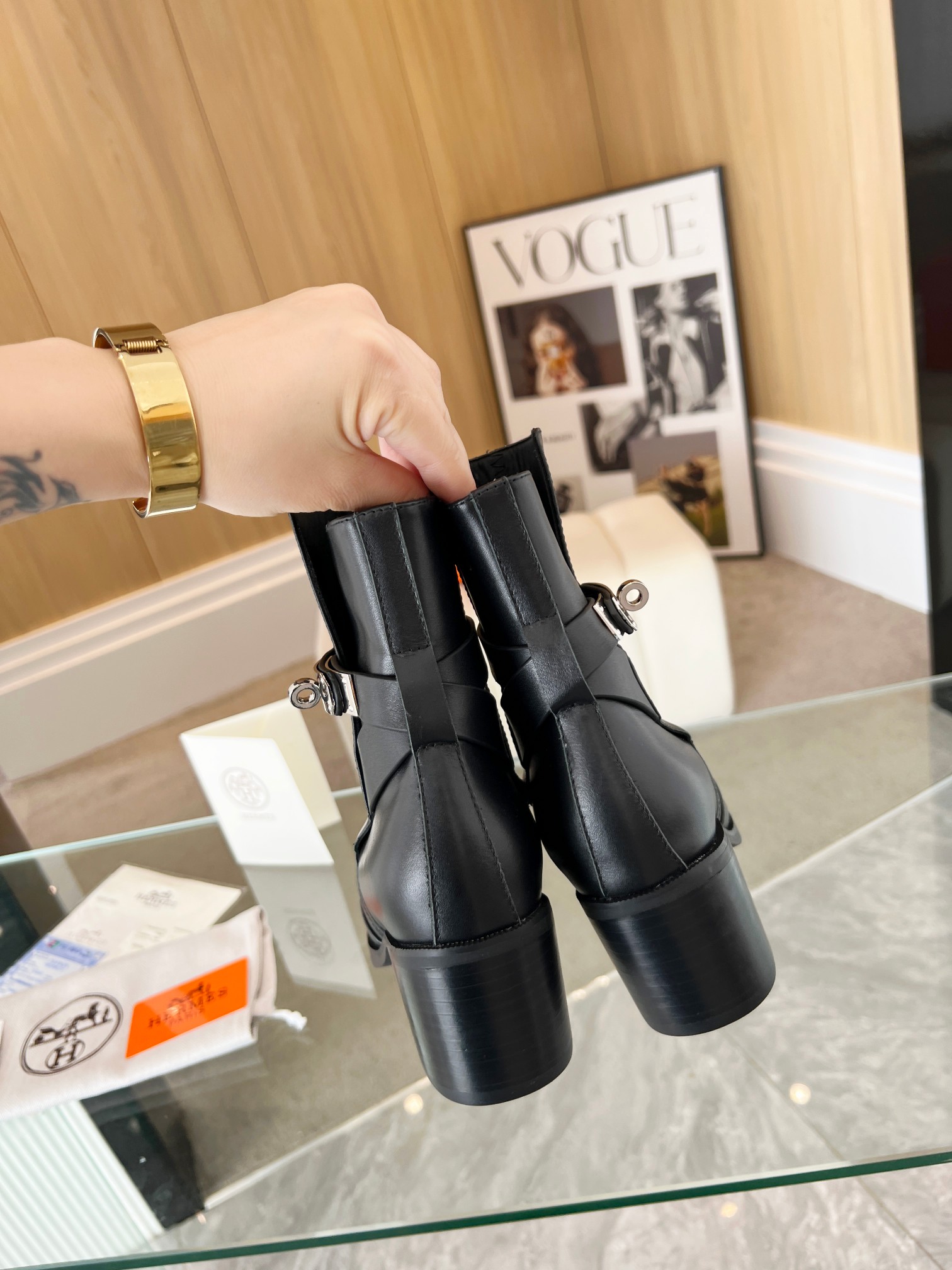 Kelly buckled knight boots