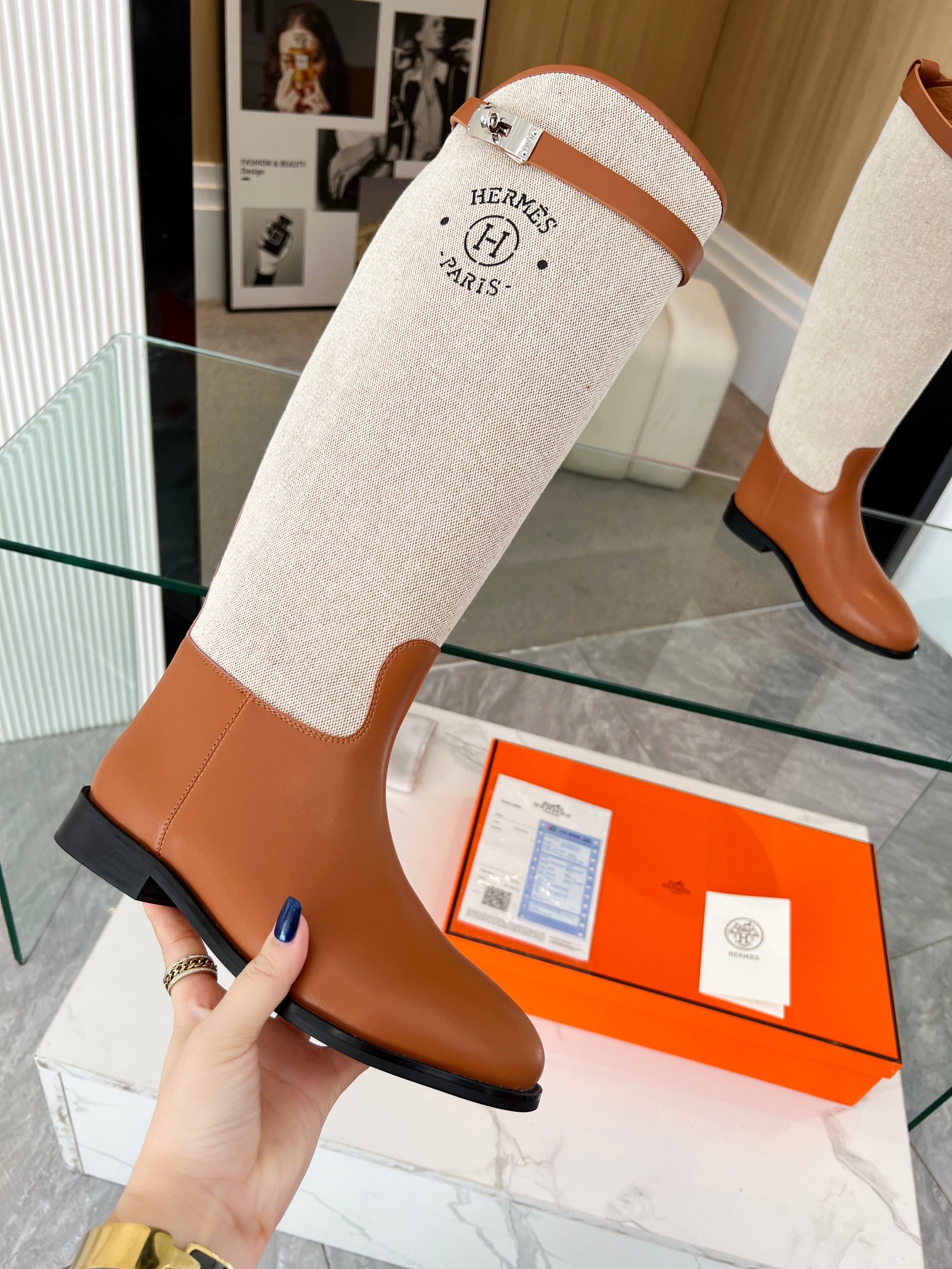 HERMES Kelly buckled knight boots