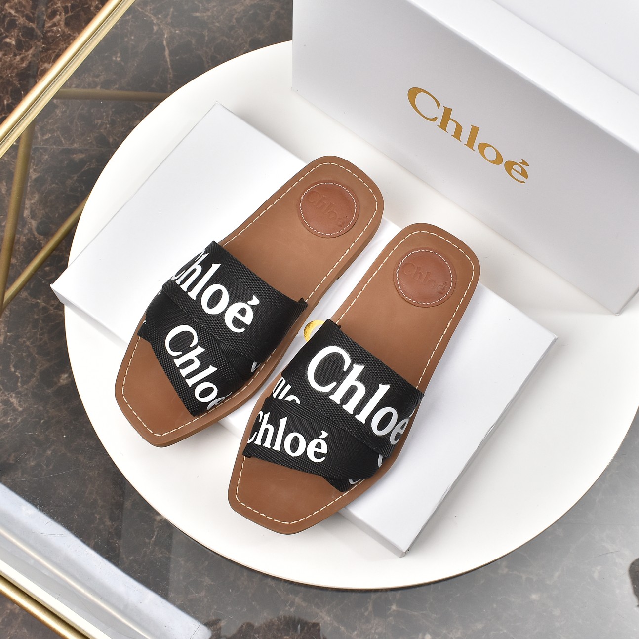 CHLOE slippers