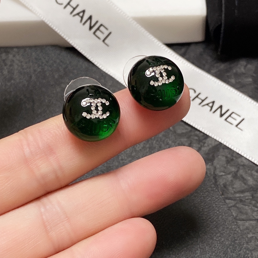Chanel dark green crystal micro-set diamond stud earrings