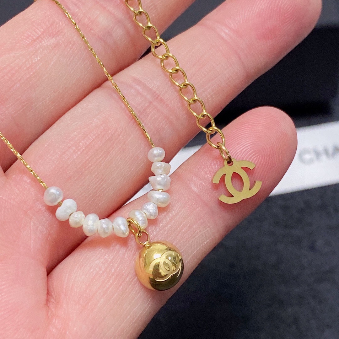 Chanel double C pearl thin necklace