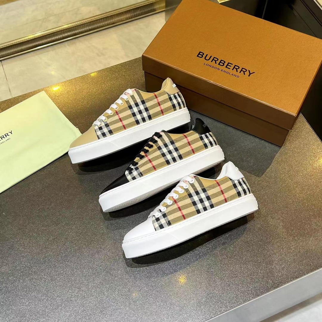 Burbury sneakers