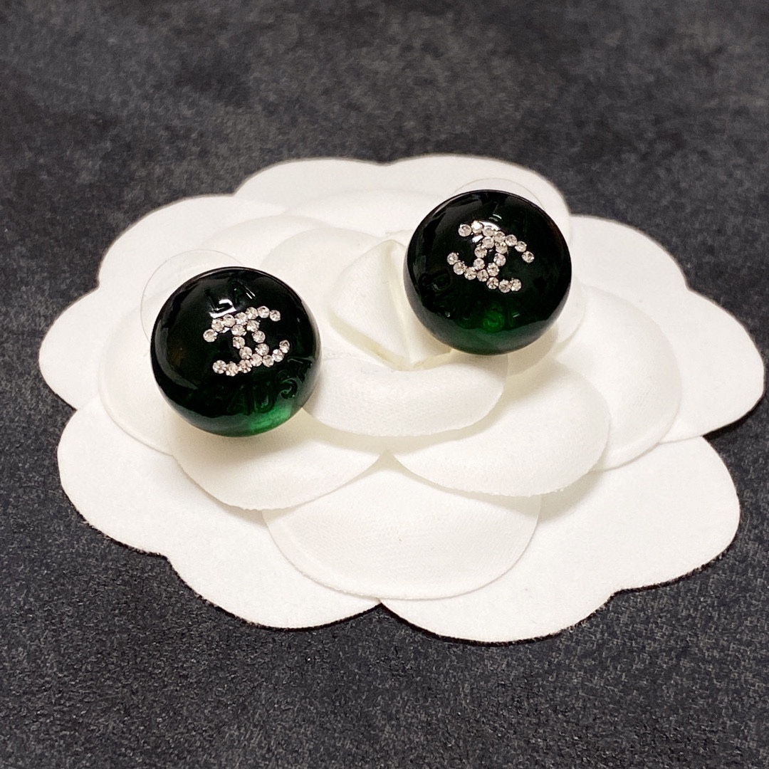 Chanel dark green crystal micro-set diamond stud earrings
