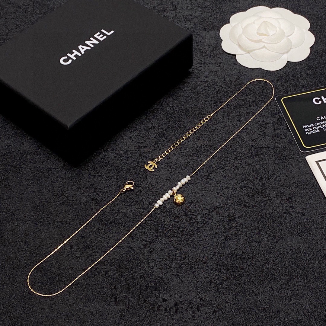 Chanel double C pearl thin necklace