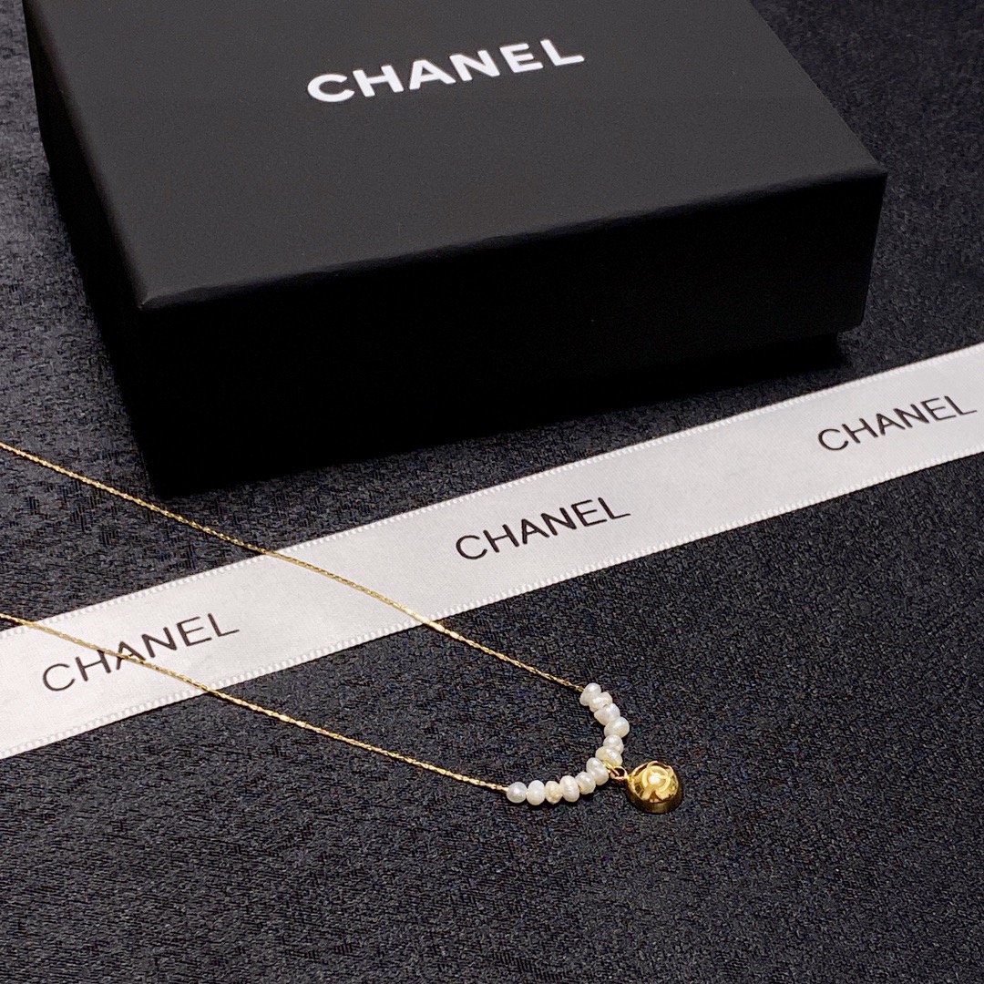 Chanel double C pearl thin necklace