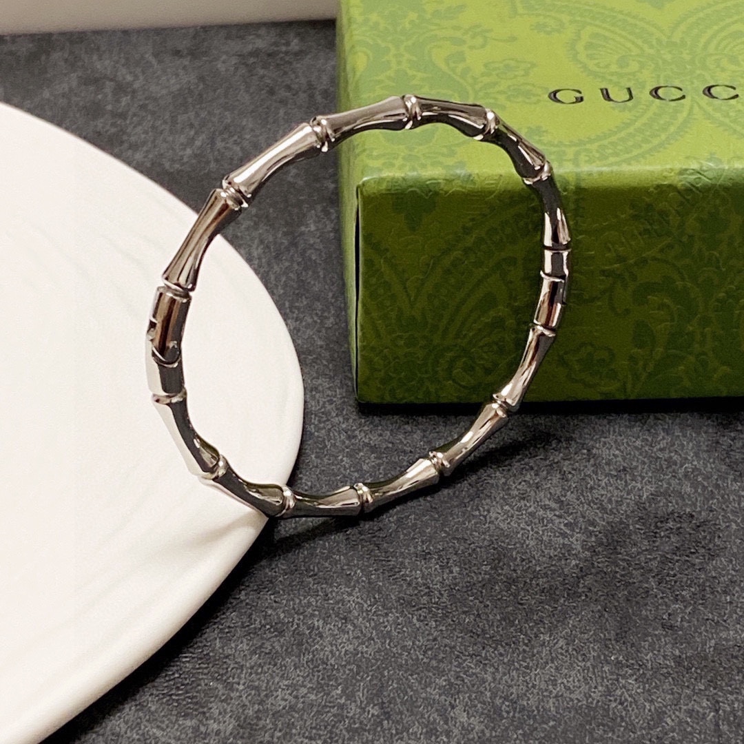 Gucci bracelet