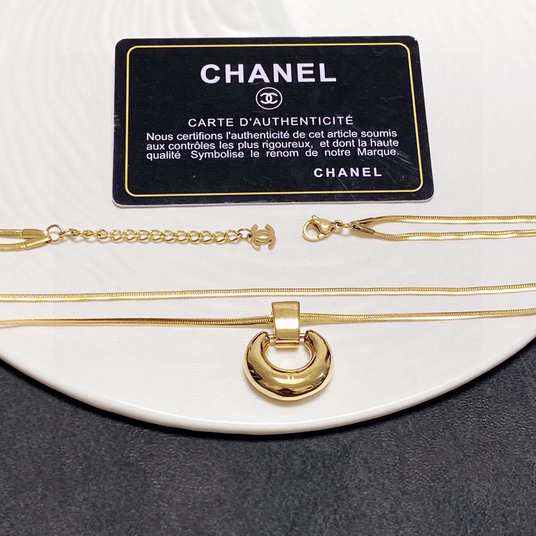 Chanel double C letter fashion double necklace