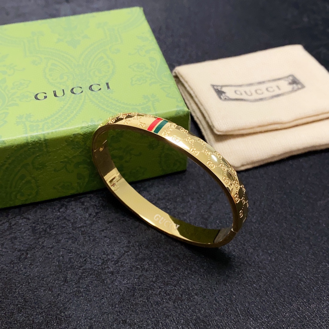 Gucci Double G bracelet