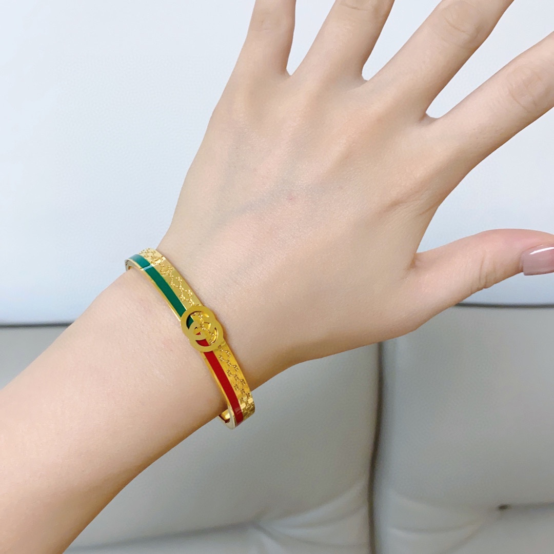 Gucci Double G bracelet